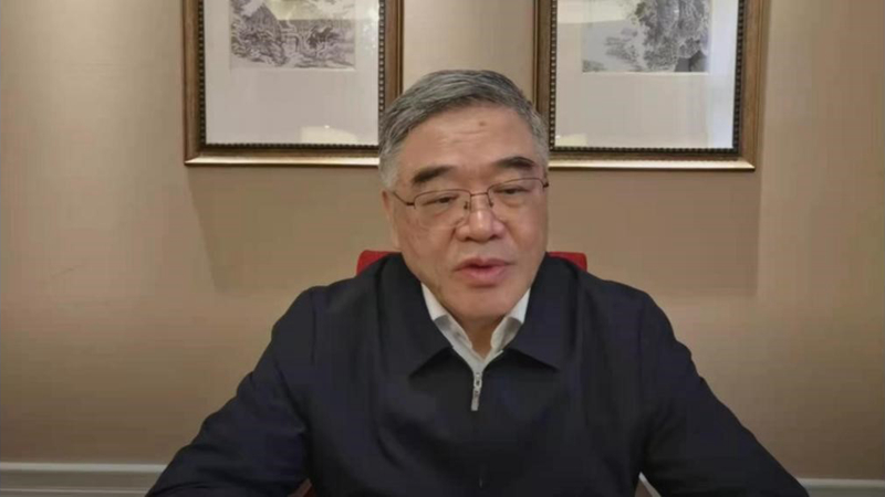 全国政协常委、副秘书长，民进中央副主席，开云online（中国）家庭教育专业委员会理事长 朱永新致辞_副本.jpg
