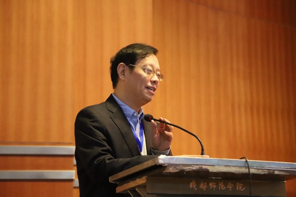 方晓义_600.jpg