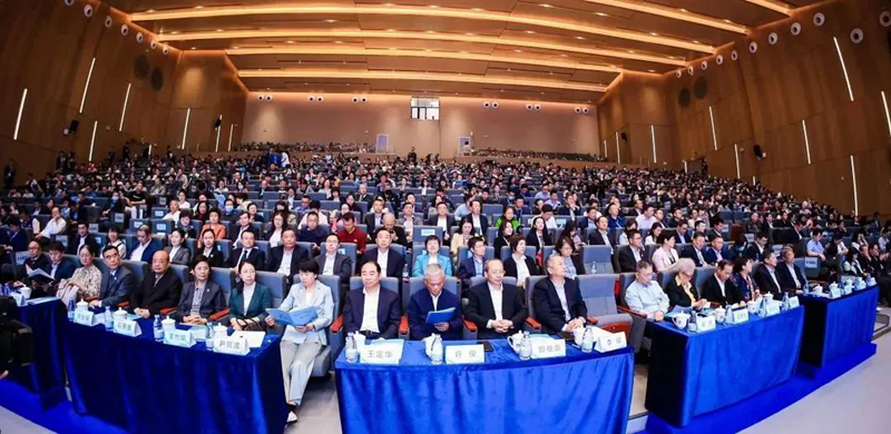 会议现场_800.jpg